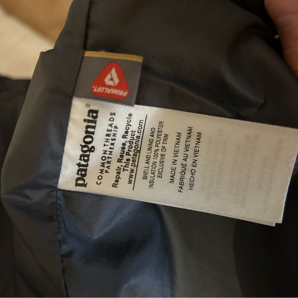 Patagonia Dark Grey Quilted Vest Large - Picture 2 of 3